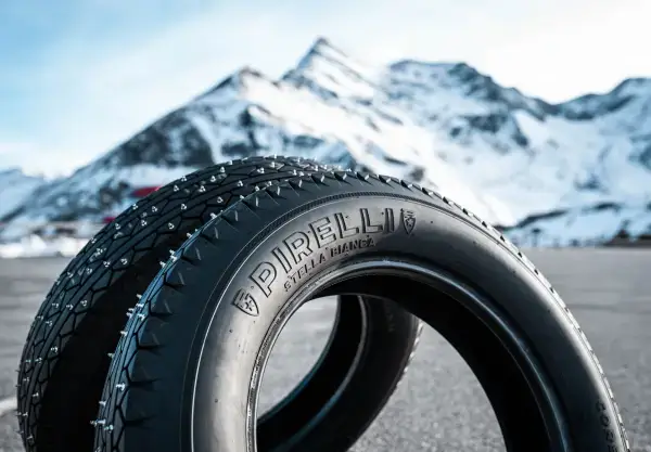 Click to enlarge 500/525-16 PIRELLI STELLA BIANCA Winter Stud - Photo by Malte Dressel